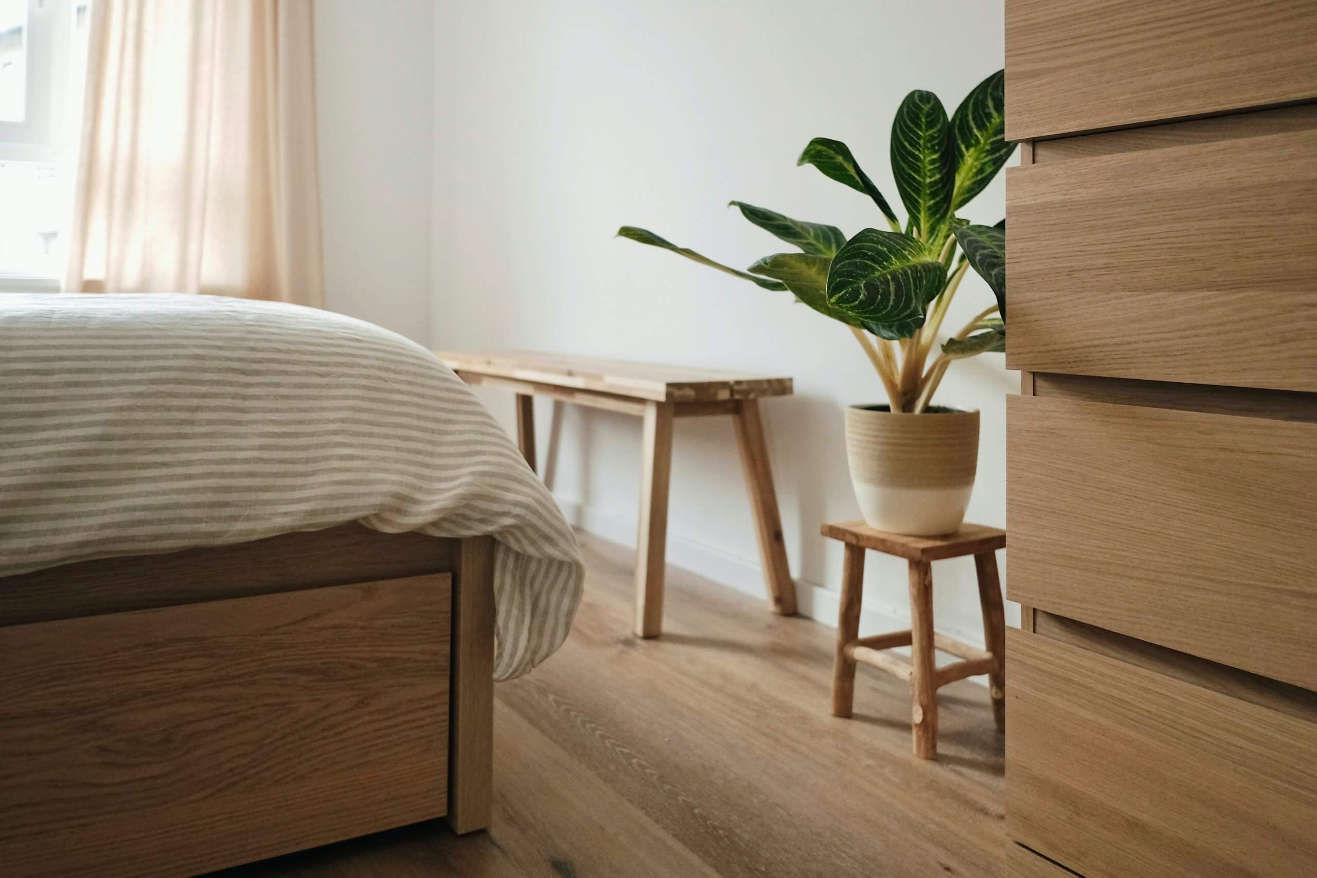 off-gassing indoor humidity levels vocs